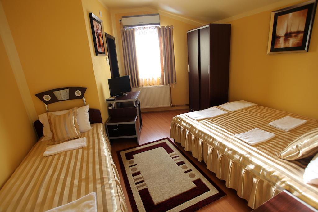 Villa Atina Stara Pazova Room photo