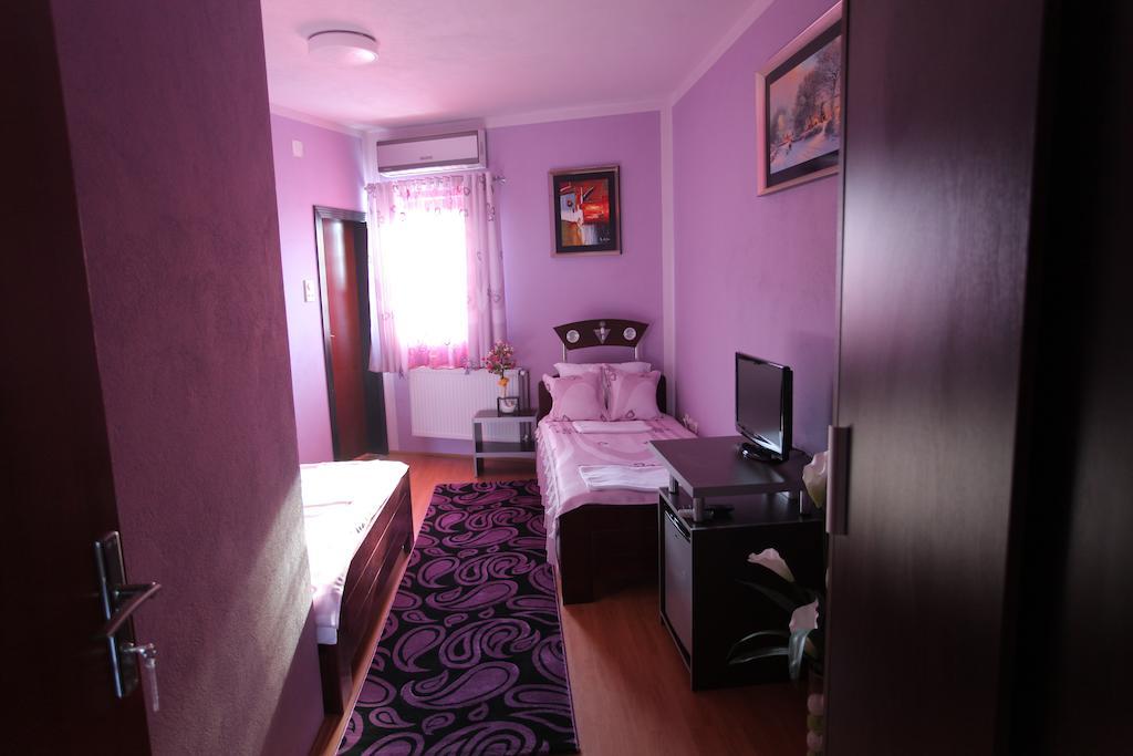 Villa Atina Stara Pazova Room photo